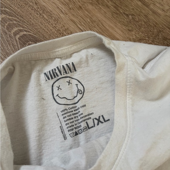 NIRVANA Cream Smiley Face Tee - Picture 2 of 2